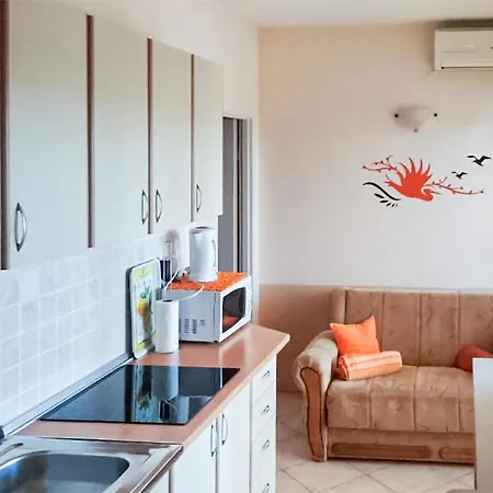 2 Bedroom Lovely In Biograd Apartament *