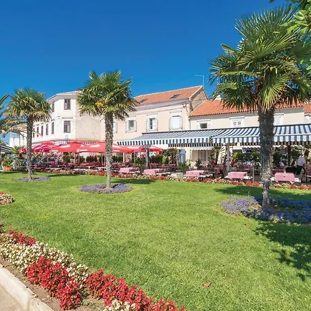 Apartment Awesome In Biograd With Kitchen